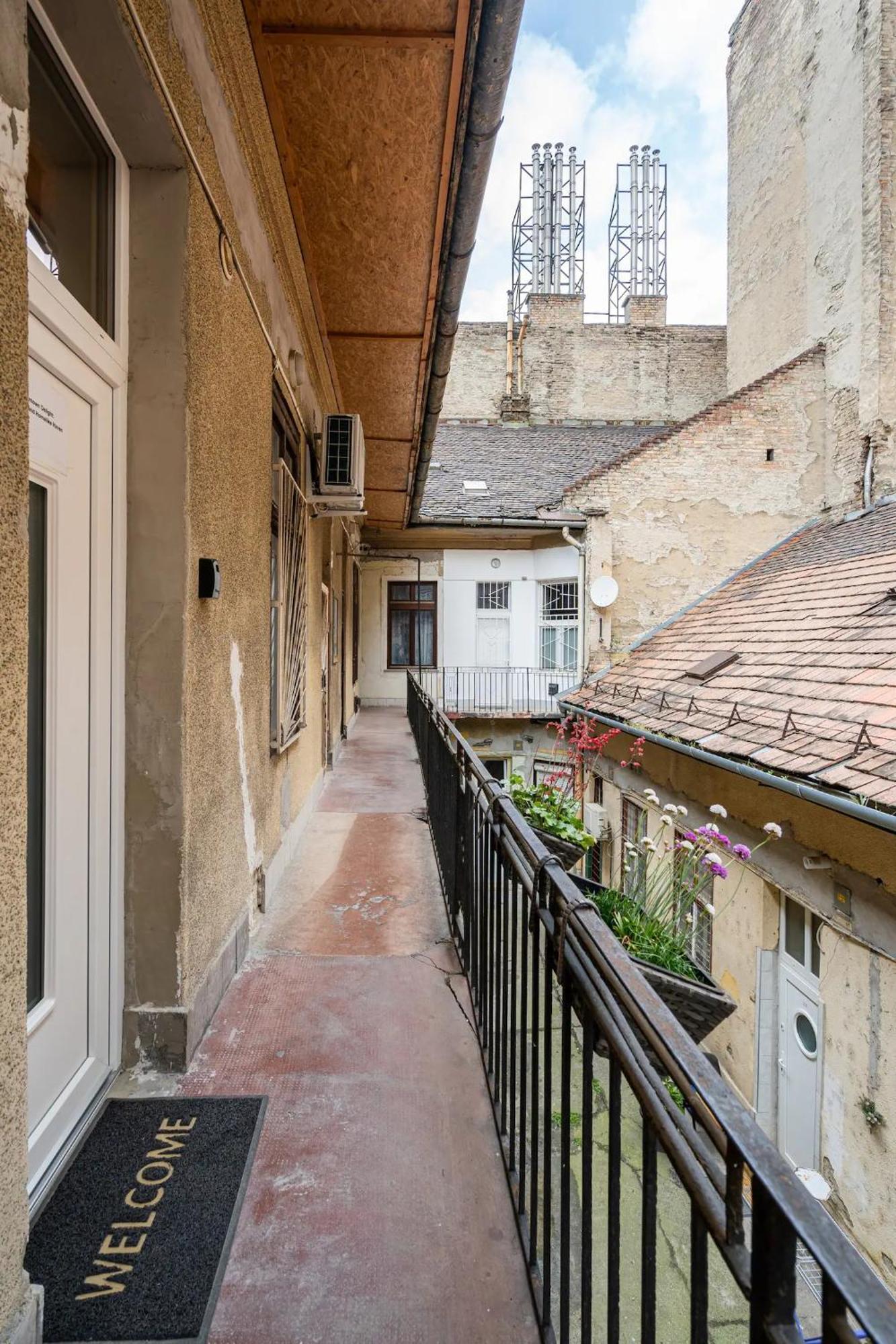 Appartement Dob-Lak With Free Private Parking à Budapest Extérieur photo
